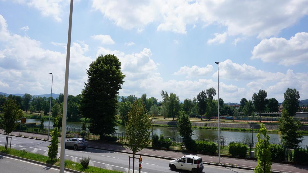 Arno River View Apartment Terraces, Free Parking Florença Exterior foto