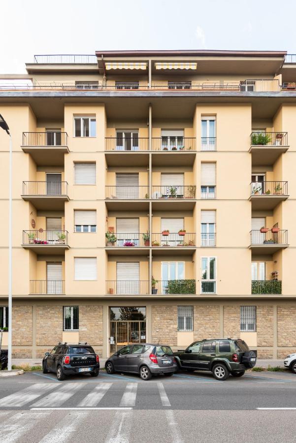 Arno River View Apartment Terraces, Free Parking Florença Exterior foto